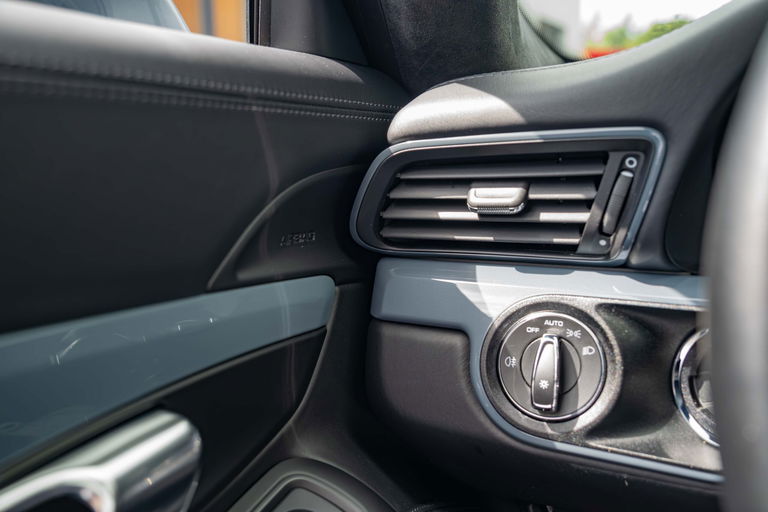 Porsche 991.2 GT3 Touring