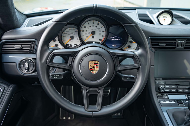 Porsche 991.2 GT3 Touring