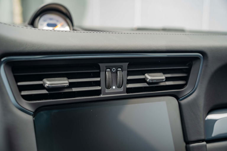 Porsche 991.2 GT3 Touring