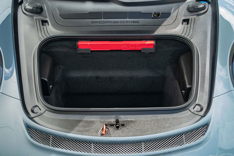 Porsche 991.2 GT3 Touring