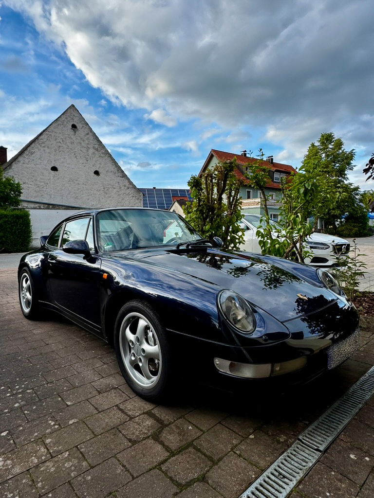Porsche 993 Carrera 4