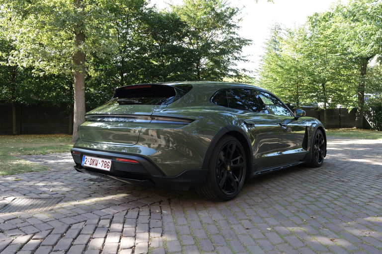 Porsche Taycan 4S Cross Turismo