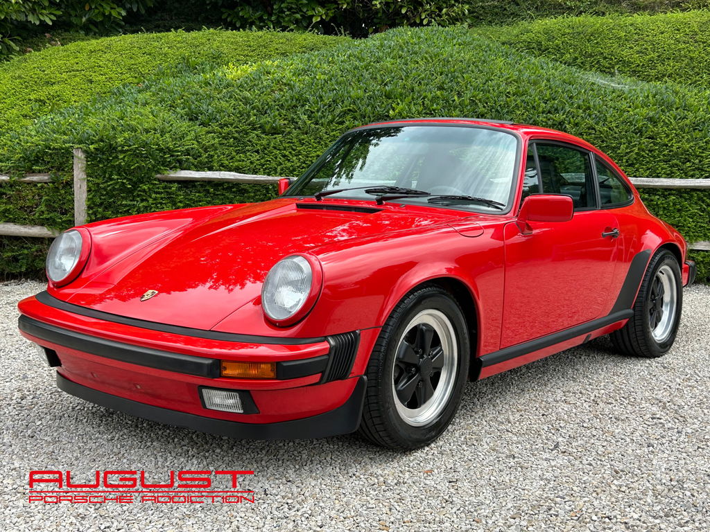 Porsche 911 Carrera 3.2