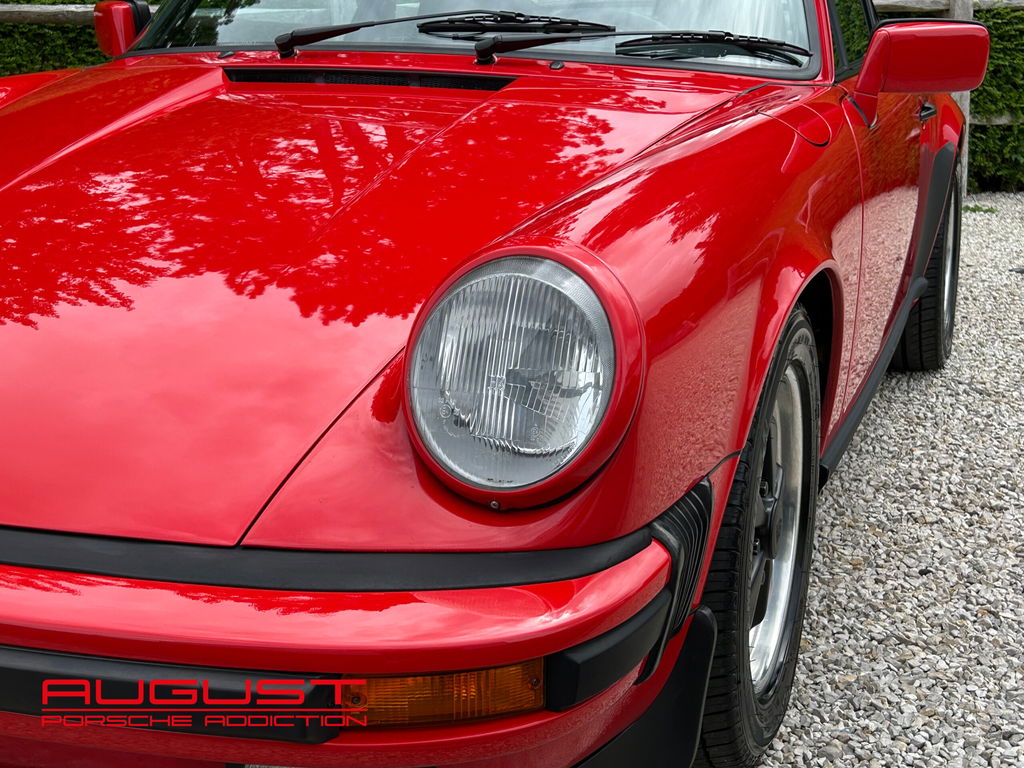 Porsche 911 Carrera 3.2