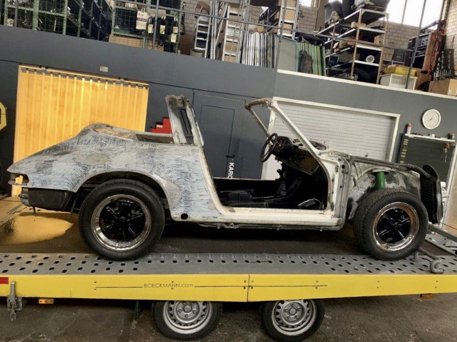 Porsche 911 Carrera 3.2