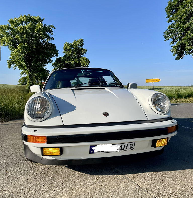 Porsche 911 Carrera 3.2