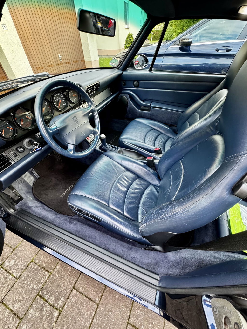 Porsche 993 Carrera 4
