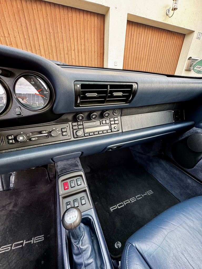 Porsche 993 Carrera 4