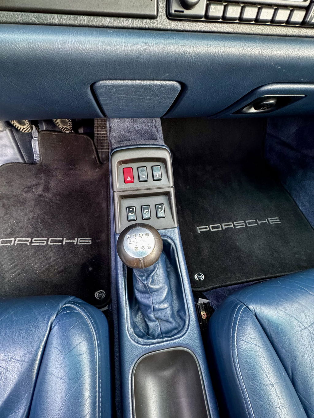 Porsche 993 Carrera 4