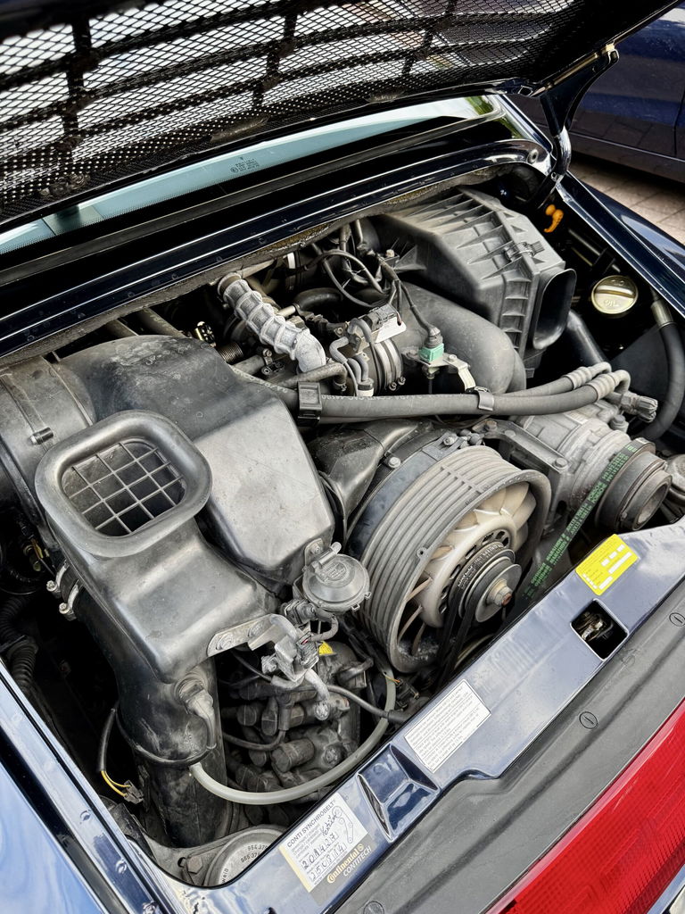Porsche 993 Carrera 4