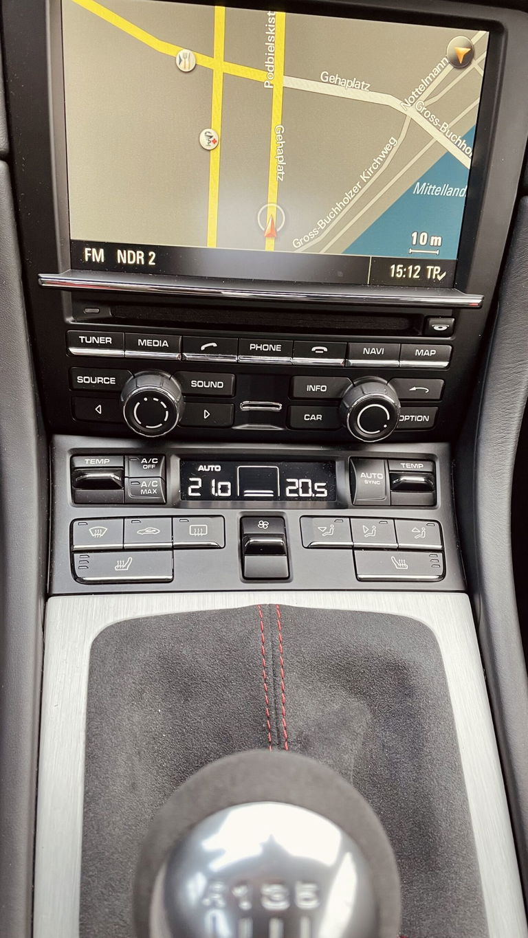 Porsche 981 Cayman GT4