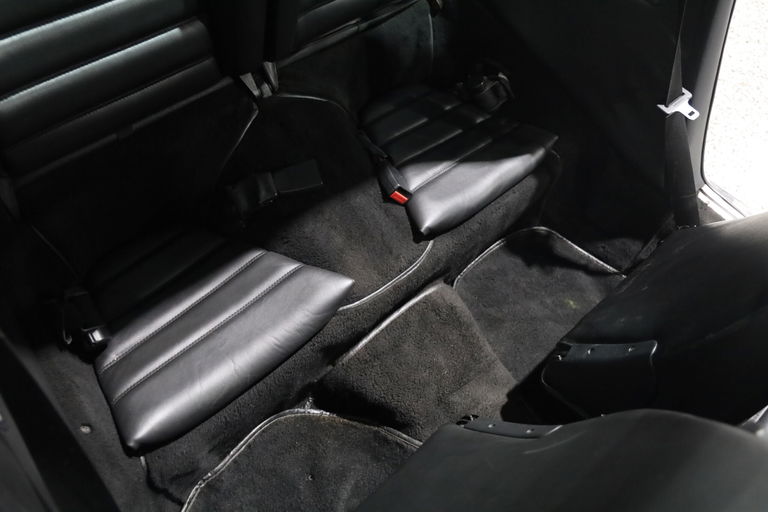 Porsche 911 Carrera 3.2 (US)