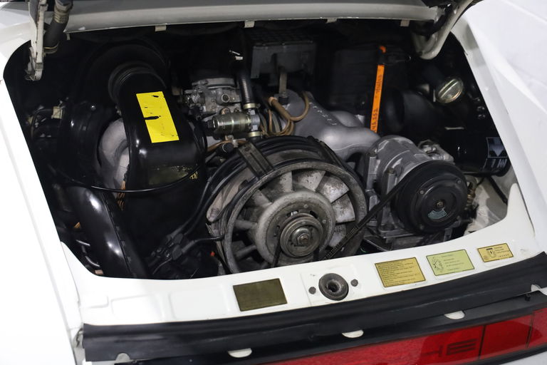 Porsche 911 Carrera 3.2 (US)