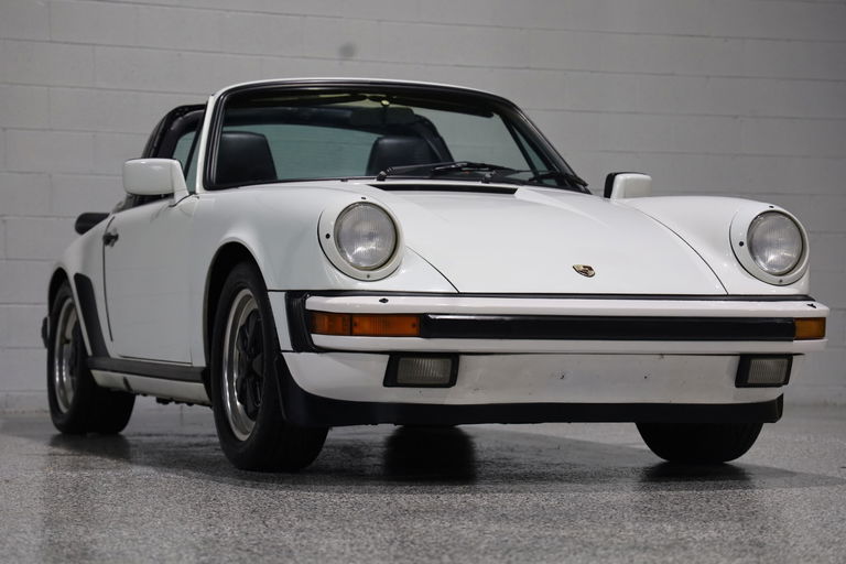 Porsche 911 Carrera 3.2 (US)