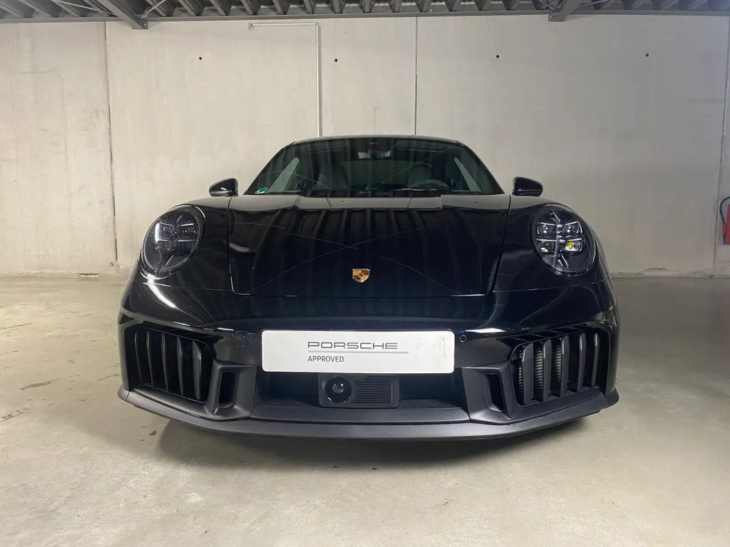 Porsche 992.2 Carrera GTS