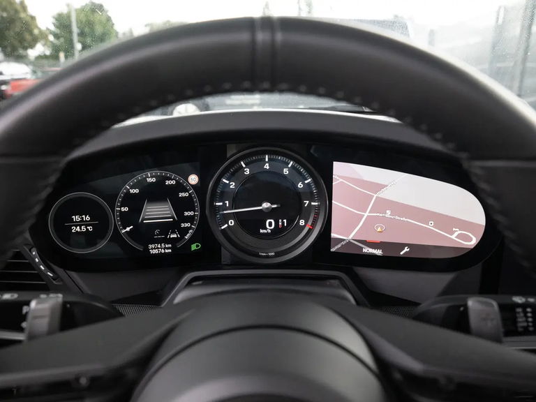 Porsche 992 Carrera 4S