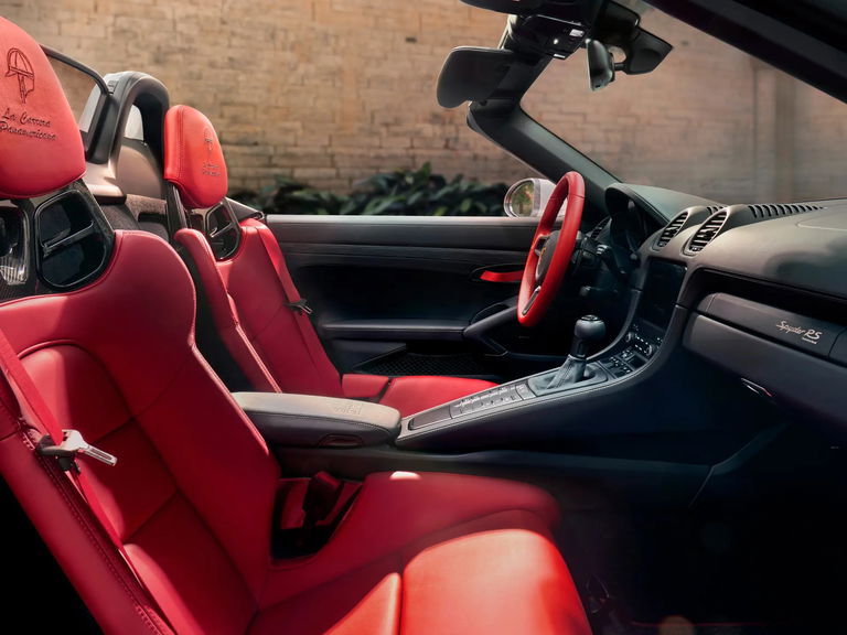 Porsche 718 Spyder RS