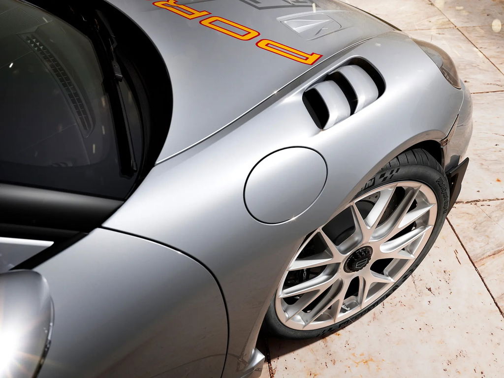 Porsche 718 Spyder RS