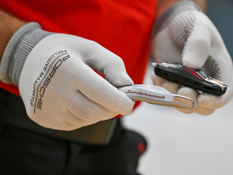 Porsche 718 Spyder RS