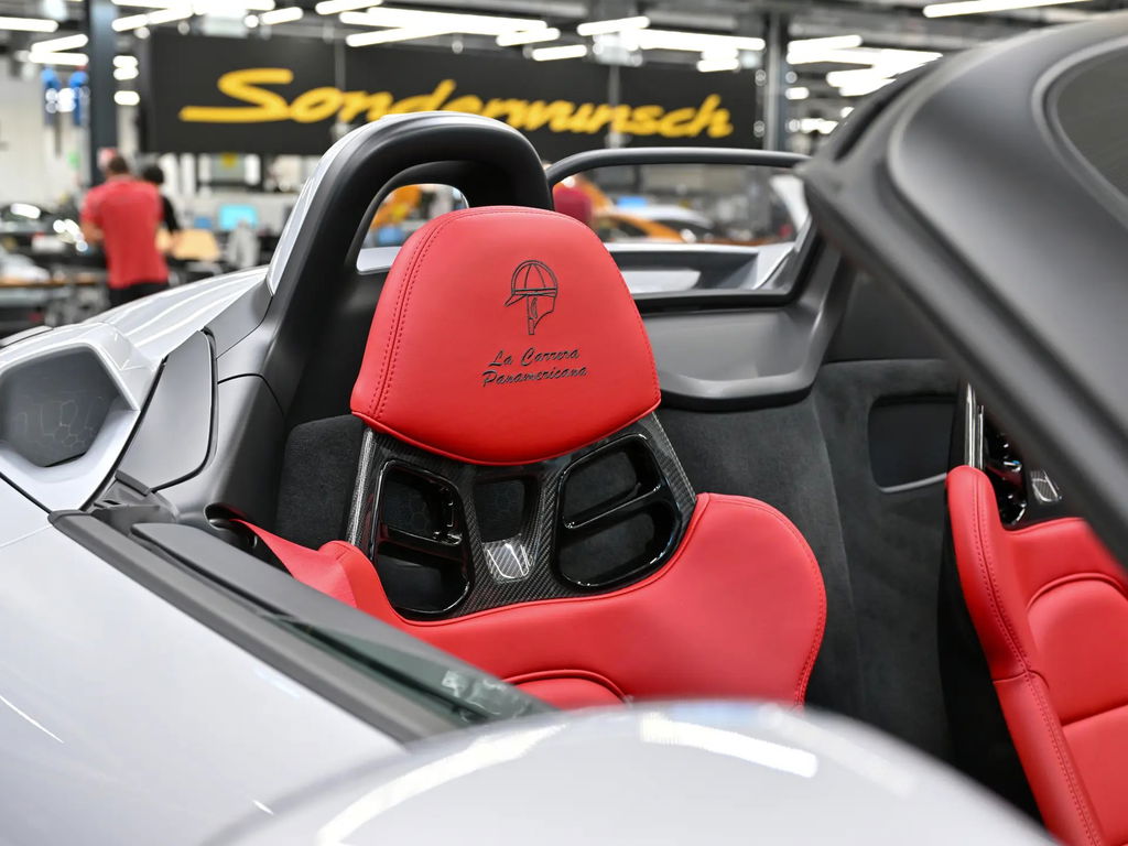 Porsche 718 Spyder RS