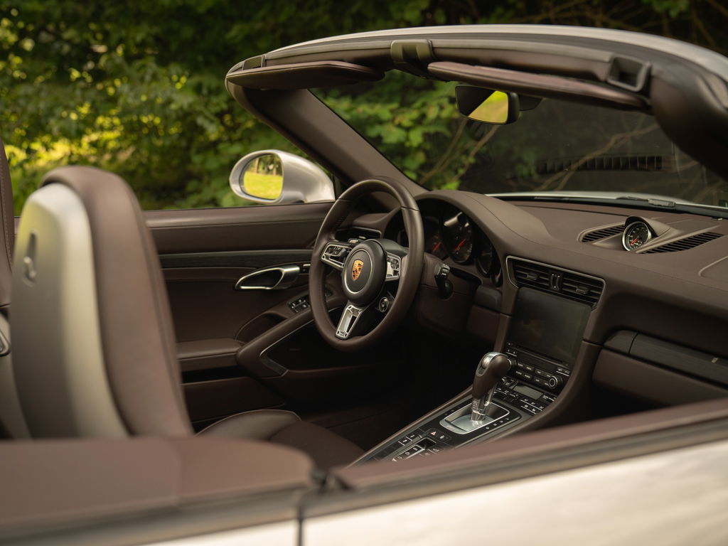 Porsche 991.2 Carrera GTS