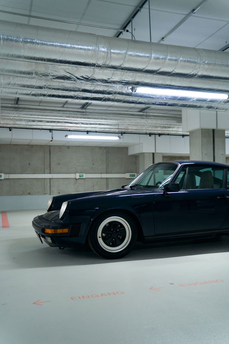 Porsche 911 Carrera 3.2 (US)