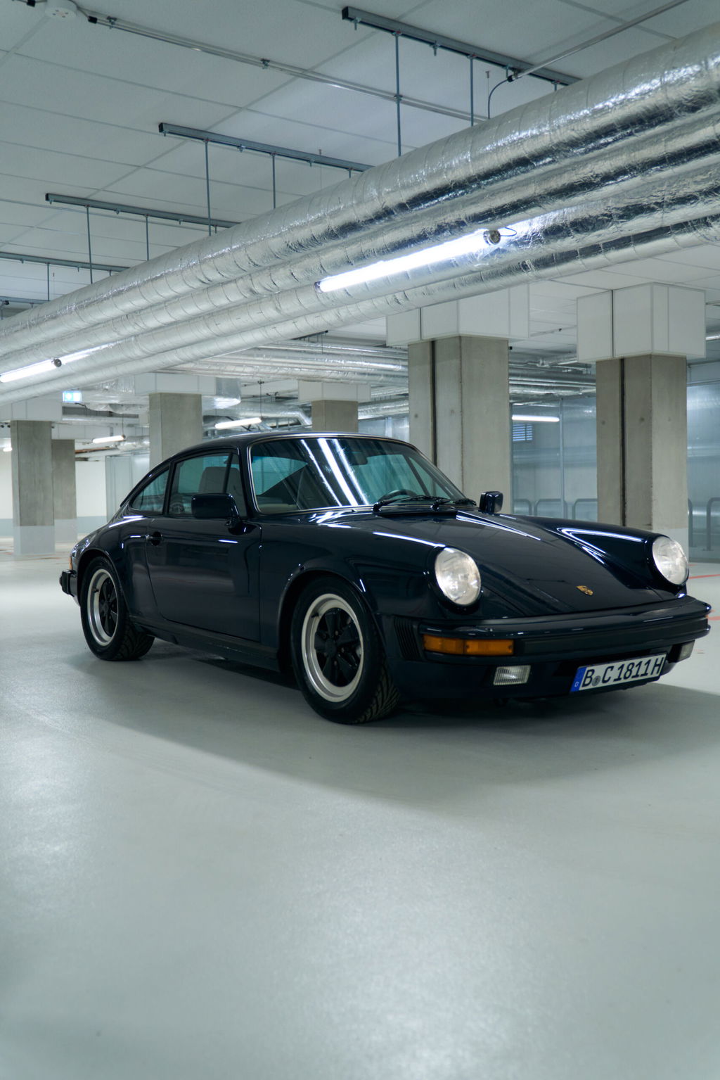 Porsche 911 Carrera 3.2 (US)
