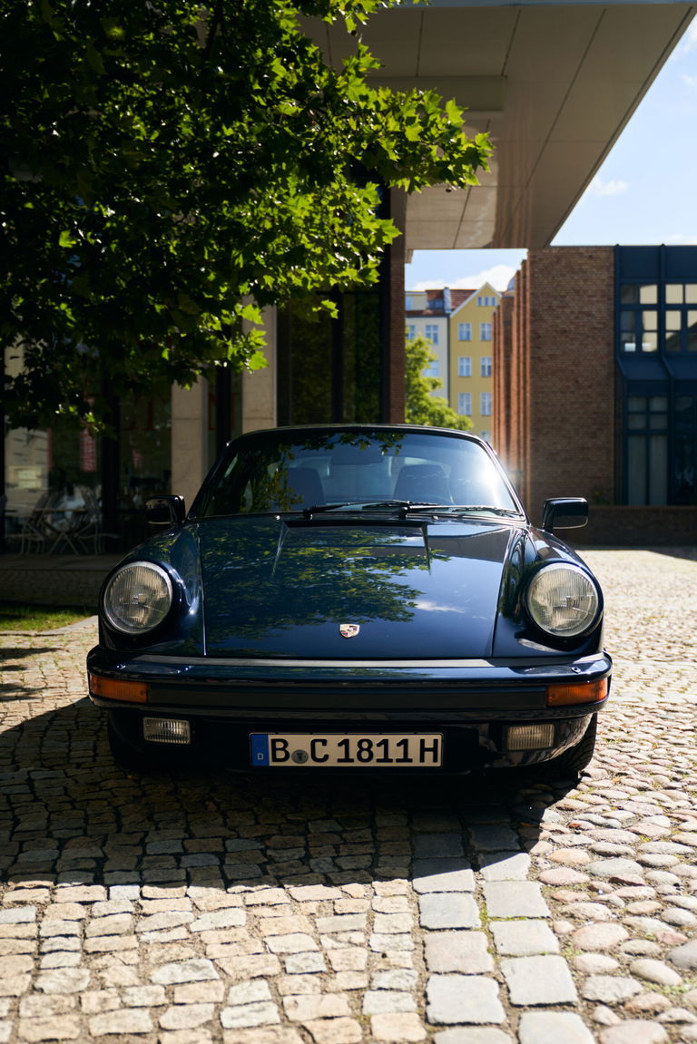 Porsche 911 Carrera 3.2 (US)