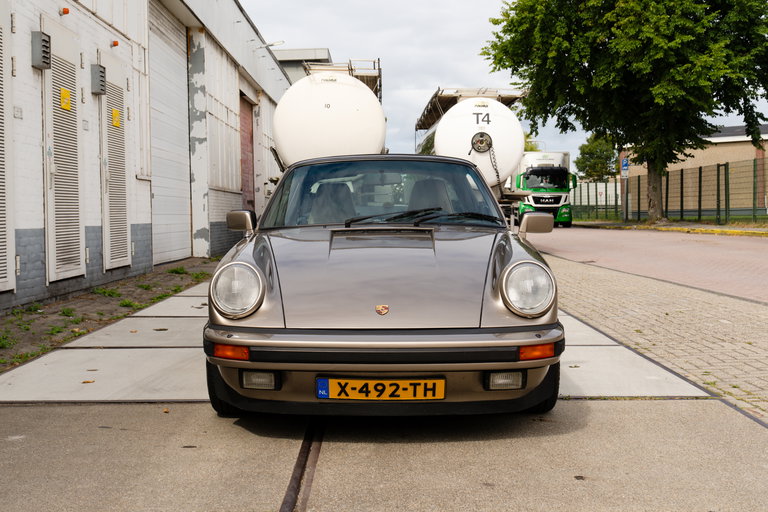 Porsche 911 Carrera 3.2 (US)