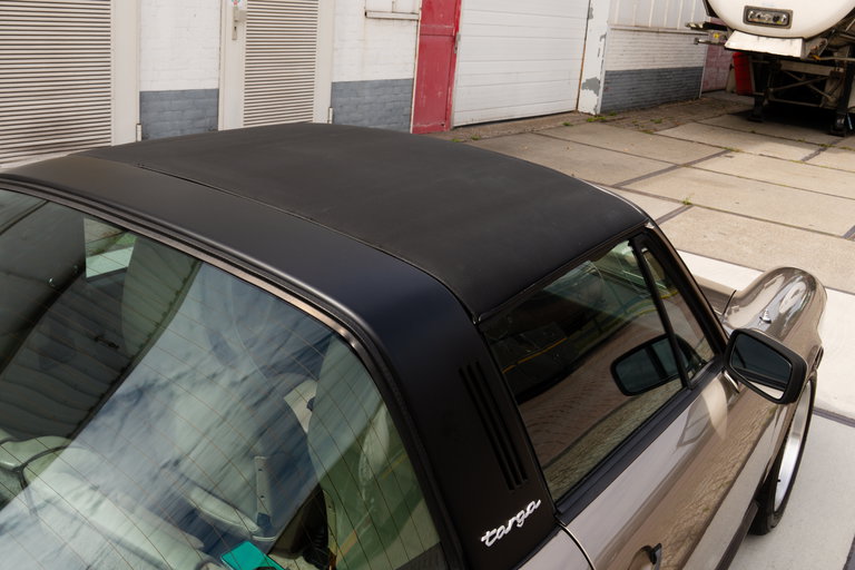 Porsche 911 Carrera 3.2 (US)