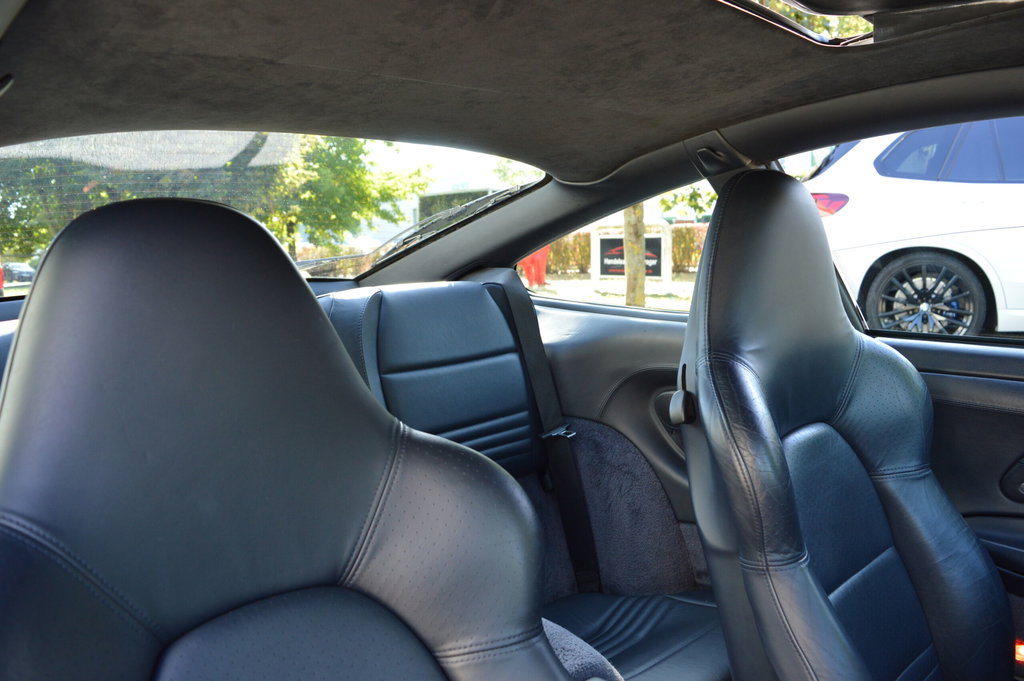 Porsche 996 Carrera 4