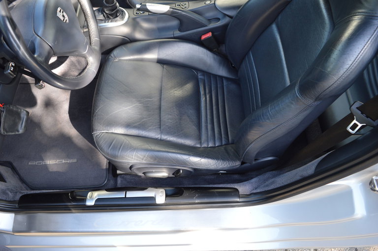 Porsche 996 Carrera 4