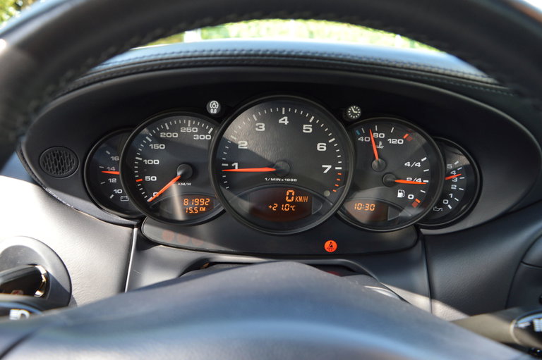 Porsche 996 Carrera 4