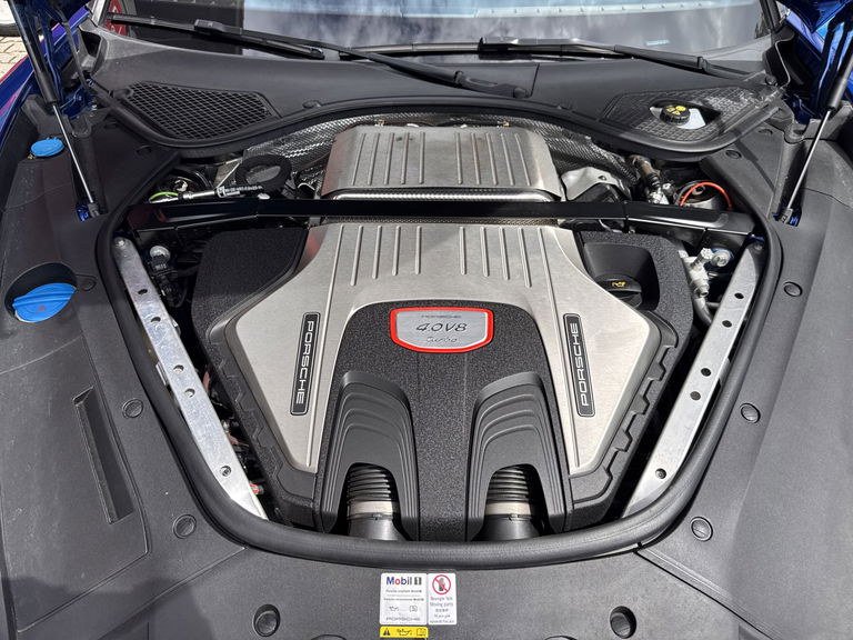 Porsche Panamera Turbo
