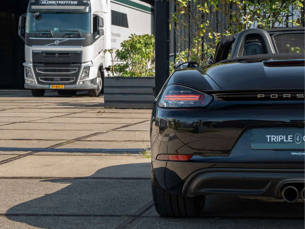 Porsche 718 Boxster S