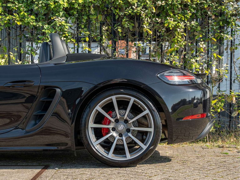 Porsche 718 Boxster S