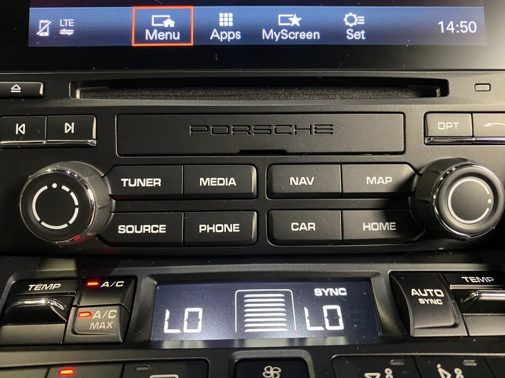 Porsche 718 Cayman GT4