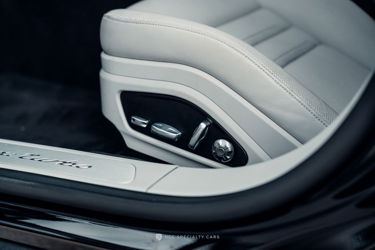 Porsche Panamera Turbo