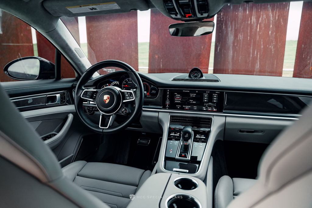 Porsche Panamera Turbo