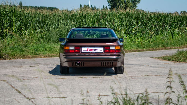 Porsche 944 Coupé