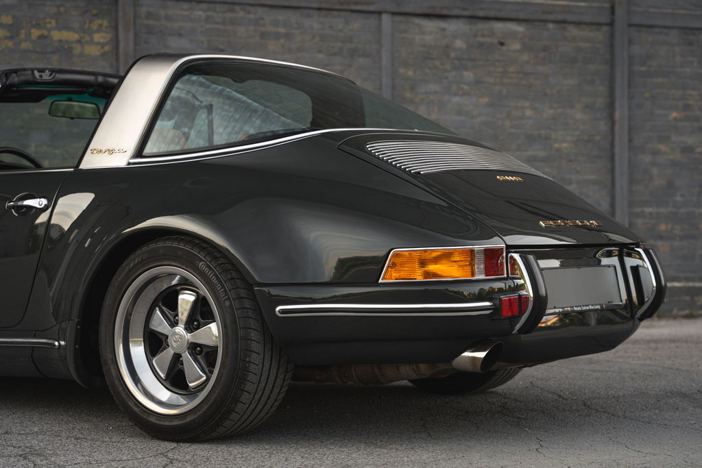 Porsche 911 Backdate