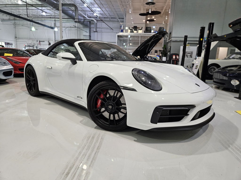 Porsche 992 Carrera GTS