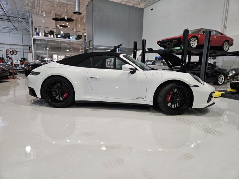 Porsche 992 Carrera GTS