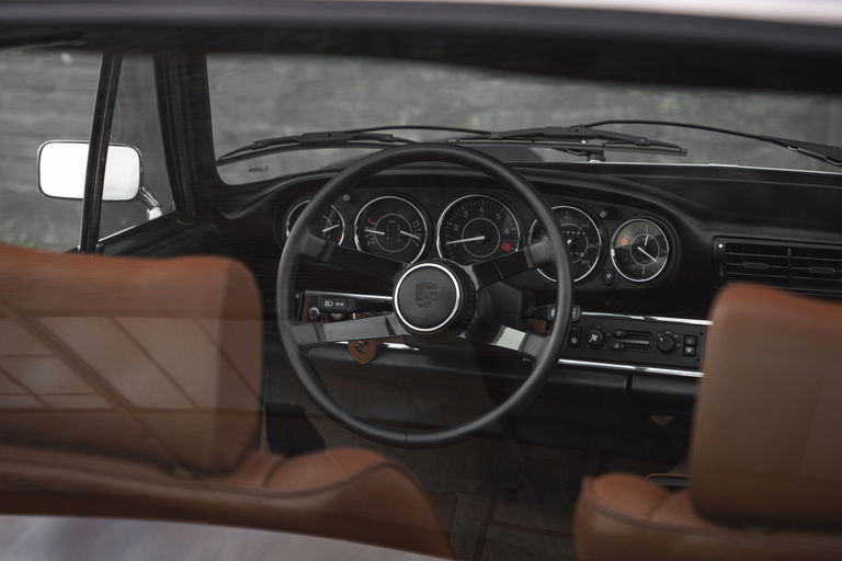 Porsche 911 Backdate