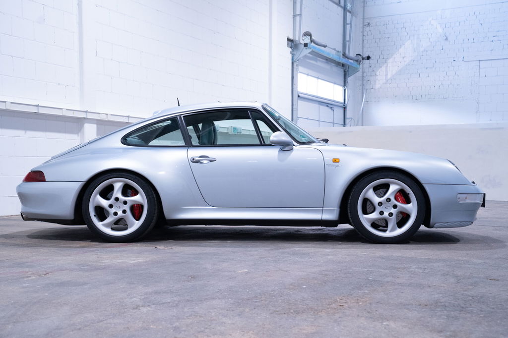 Porsche 993 Carrera 4S