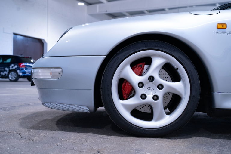 Porsche 993 Carrera 4S