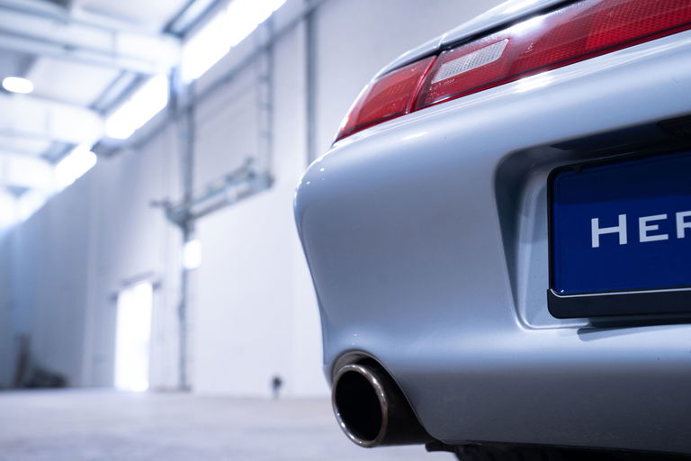 Porsche 993 Carrera 4S