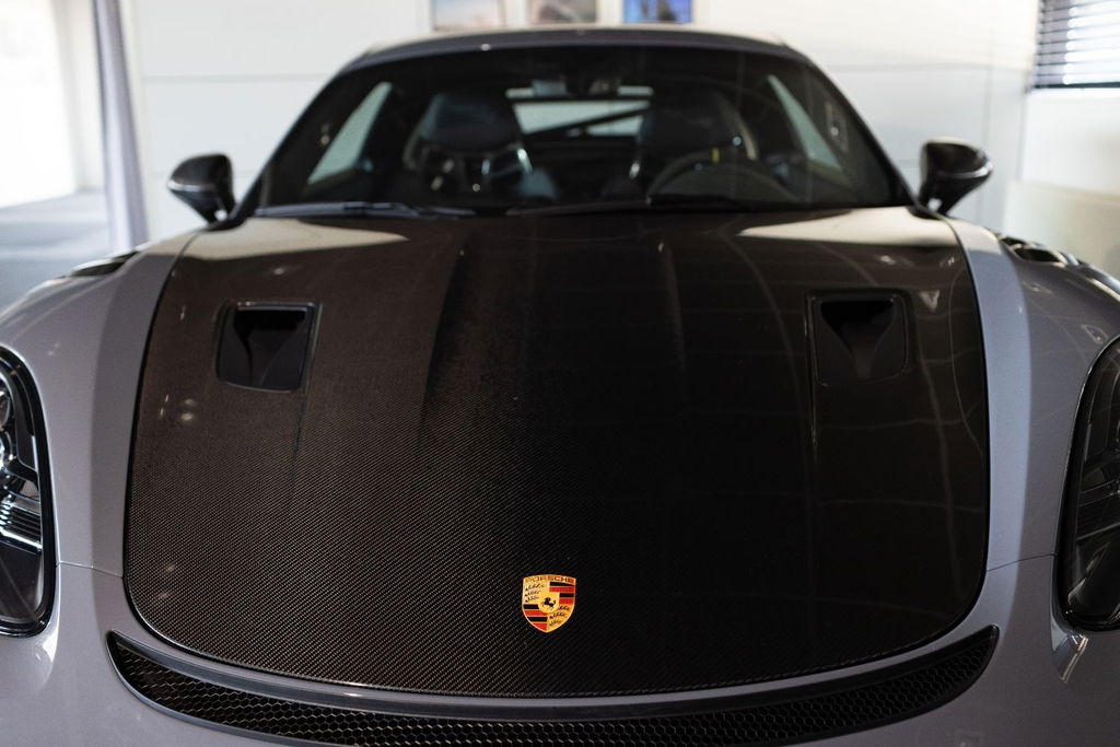 Porsche 718 Cayman GT4 RS