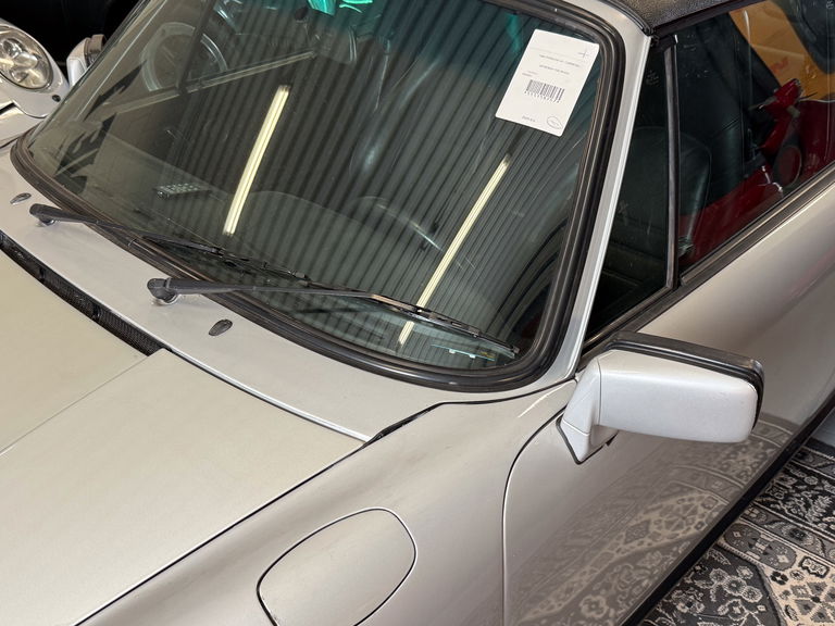 Porsche 911 Carrera 3.2 (US)