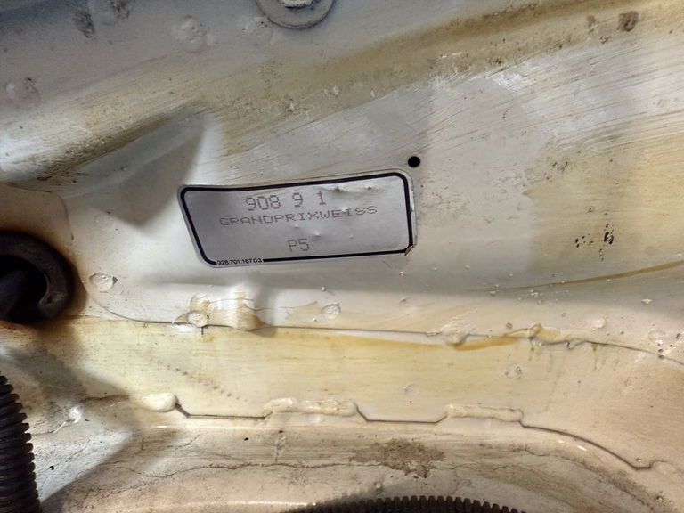 Porsche 911 Carrera 3.2 (US)